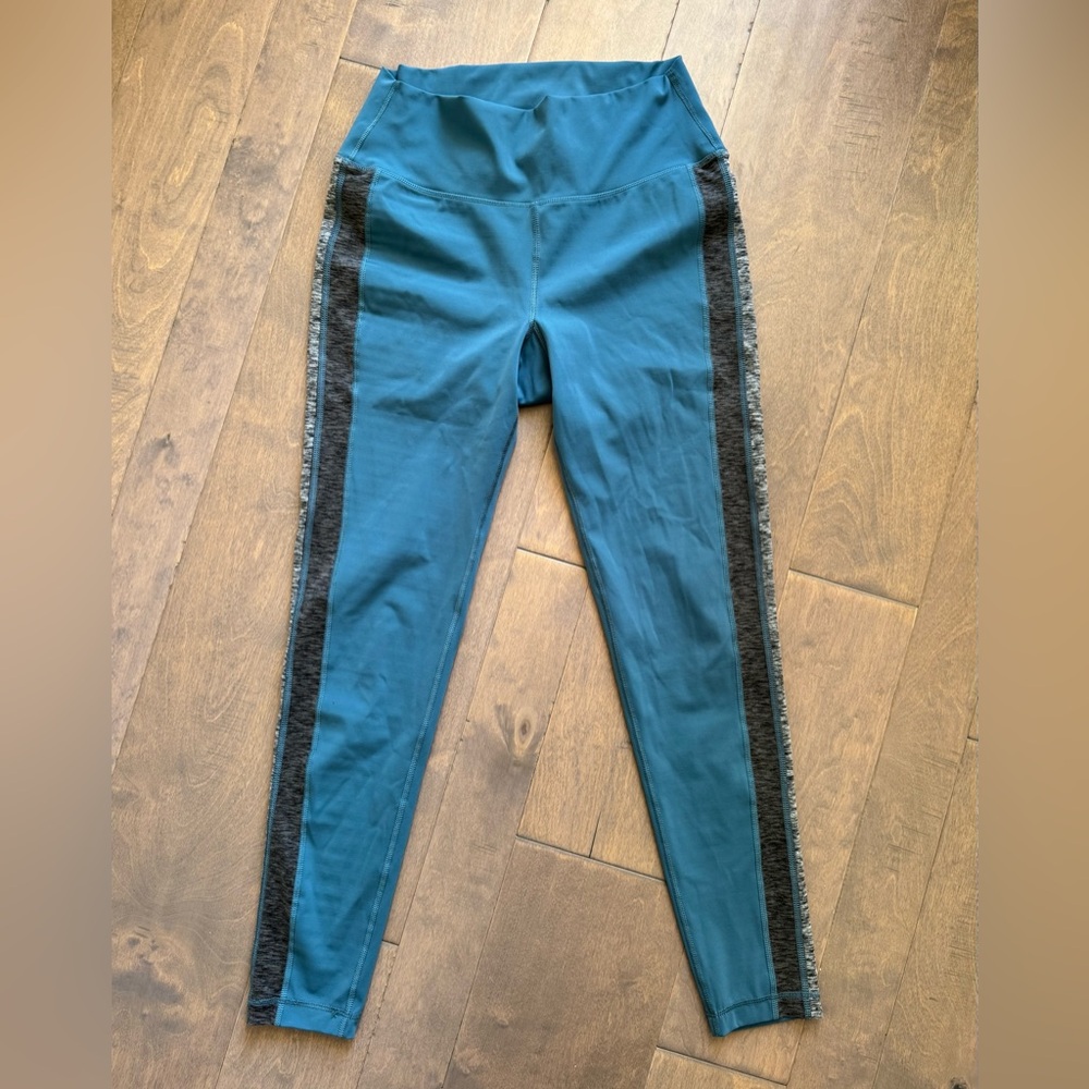 Vuori Racer High-Rise Leggings - Picture 10 of 12